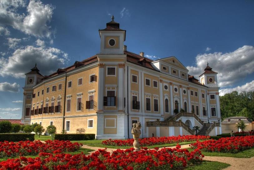 Ratiskovice Apartman Cafe U Kordulky מראה חיצוני תמונה